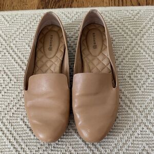 Women’s Birdies Classic Tan Loafers Size 7